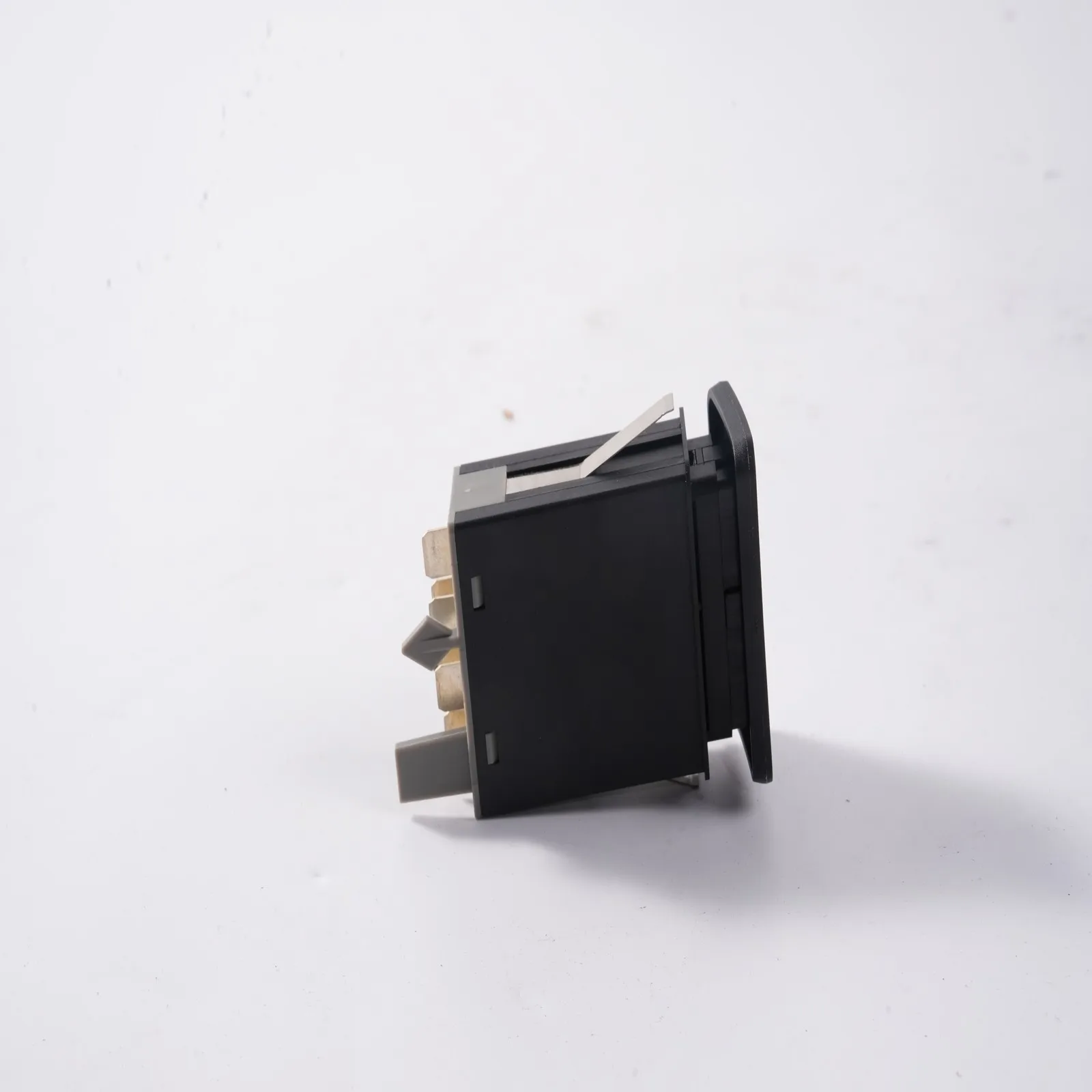 

1 шт., реле указателя поворота приборной панели 1J0953235J для VW Golf Bora MK4 1998-2006