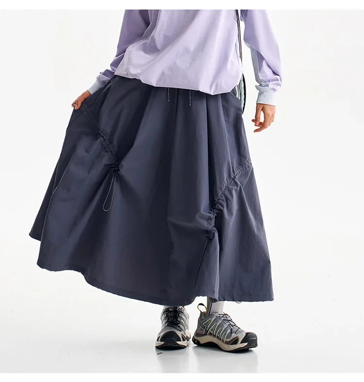 Multifunktionale Tech-Hose für Damen mit wandelbarem Saum, Tragegriff hinten, leicht, wasserabweisend, für Stadt und Outdoor, elastischer Bund. – Detail 15