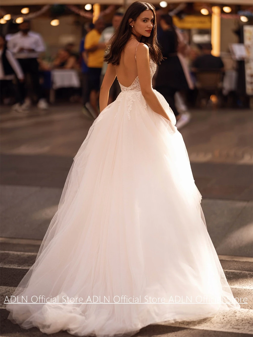 Customized Sexy Bride Wedding Dress Spaghetti Straps V Neck Lace Applique High Slit See Through  Woman Glitter Bridal Gown