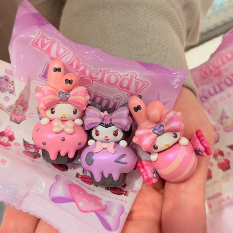 Originele Sanrio Kawaii Hello Kitty Kuromi My Melody Pompompurin Blind Bag Verjaardagscadeau Desktop Decor Trendy speelgoed voor meisjes