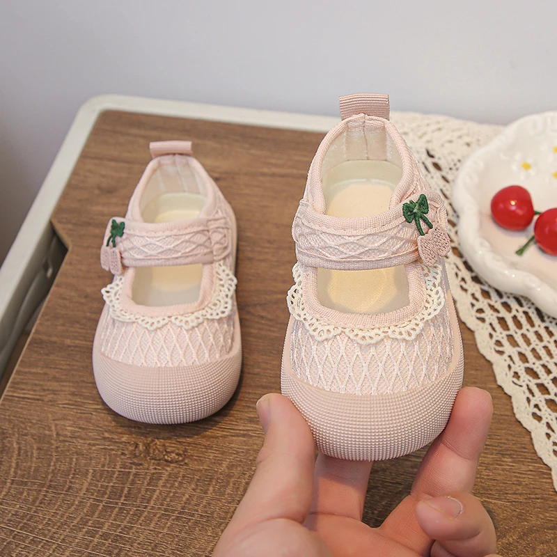 Autumn New Baby Walking Shoes Sweet Flowers Princess Style for Girls Casual Shoes Soft Bottom Kids Flat Shoes Toes Capped