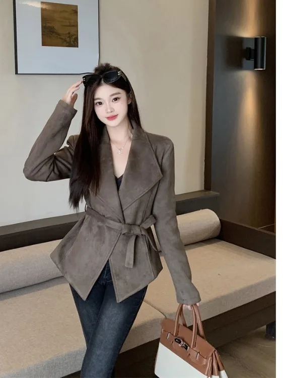 

Женская куртка больших размеров в американском ретро-стиле, цвета медной бронзы, осенняя новинка, с дизайном, подчеркивающим талию, модная верхняя одежда для женщин