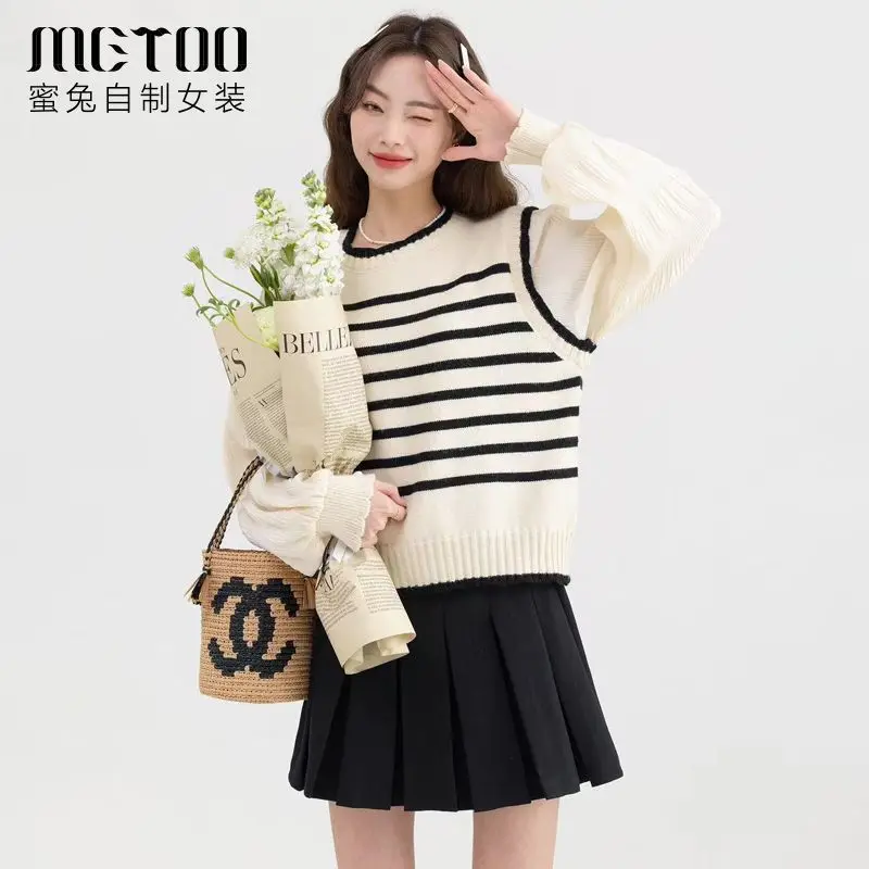 

Pullover Spliced Stripe Fake Two Piece Knitted Sweater Women Spring O Neck Beautiful Sweater Sweet Bubble Sleeve Sweater Female
