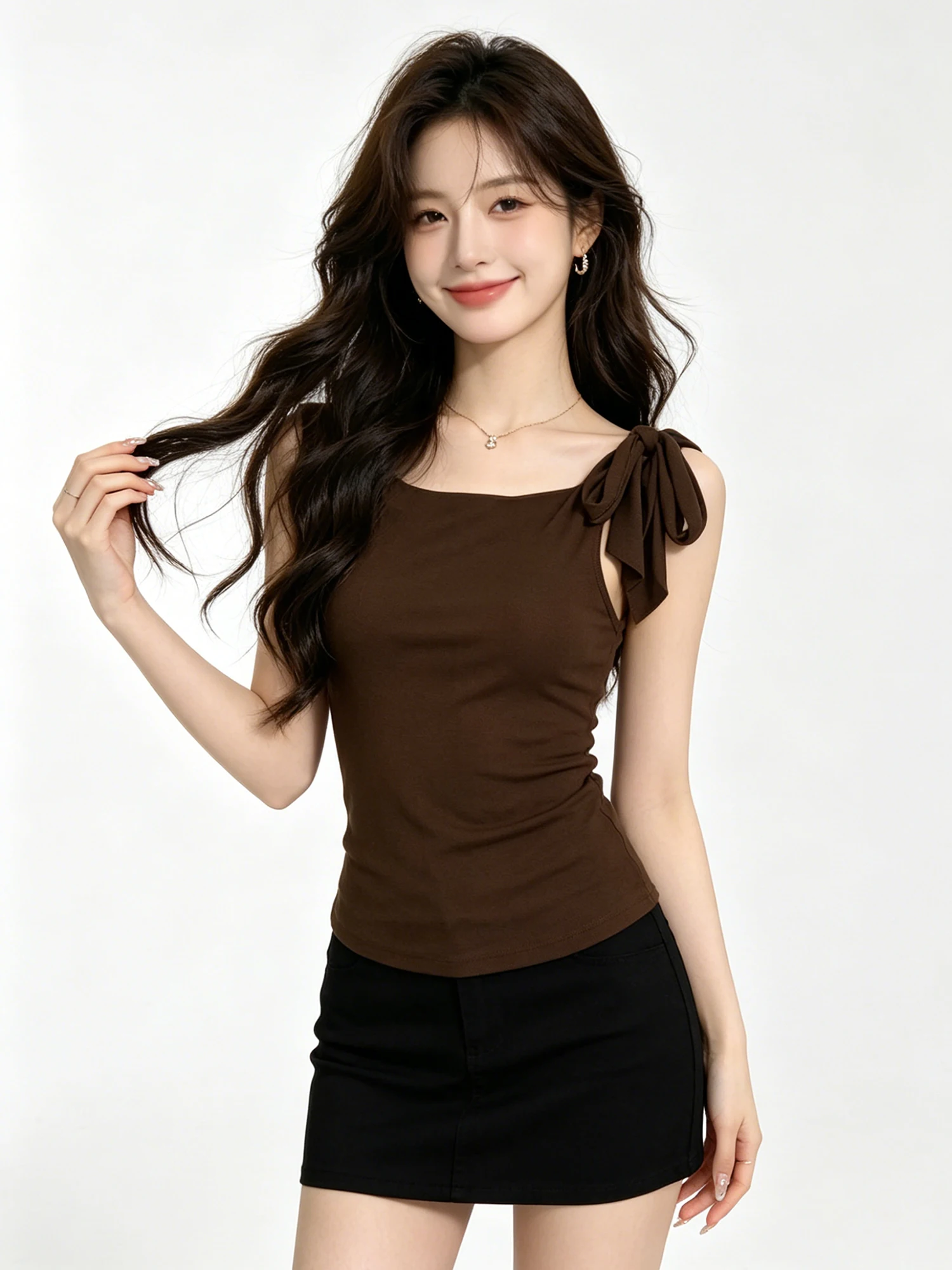 Artistic Unique Women's Crop Top Strap Vest Stylish Summer Outfit Slim Fit round Neck Binding Waist Design Fashionable Trendy
