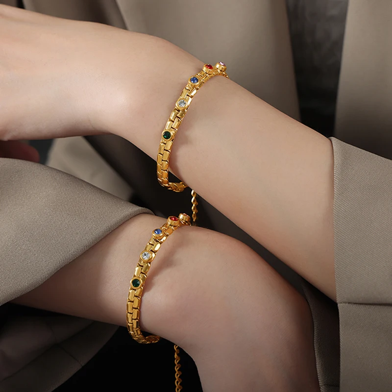 Vintage Simple Geom…