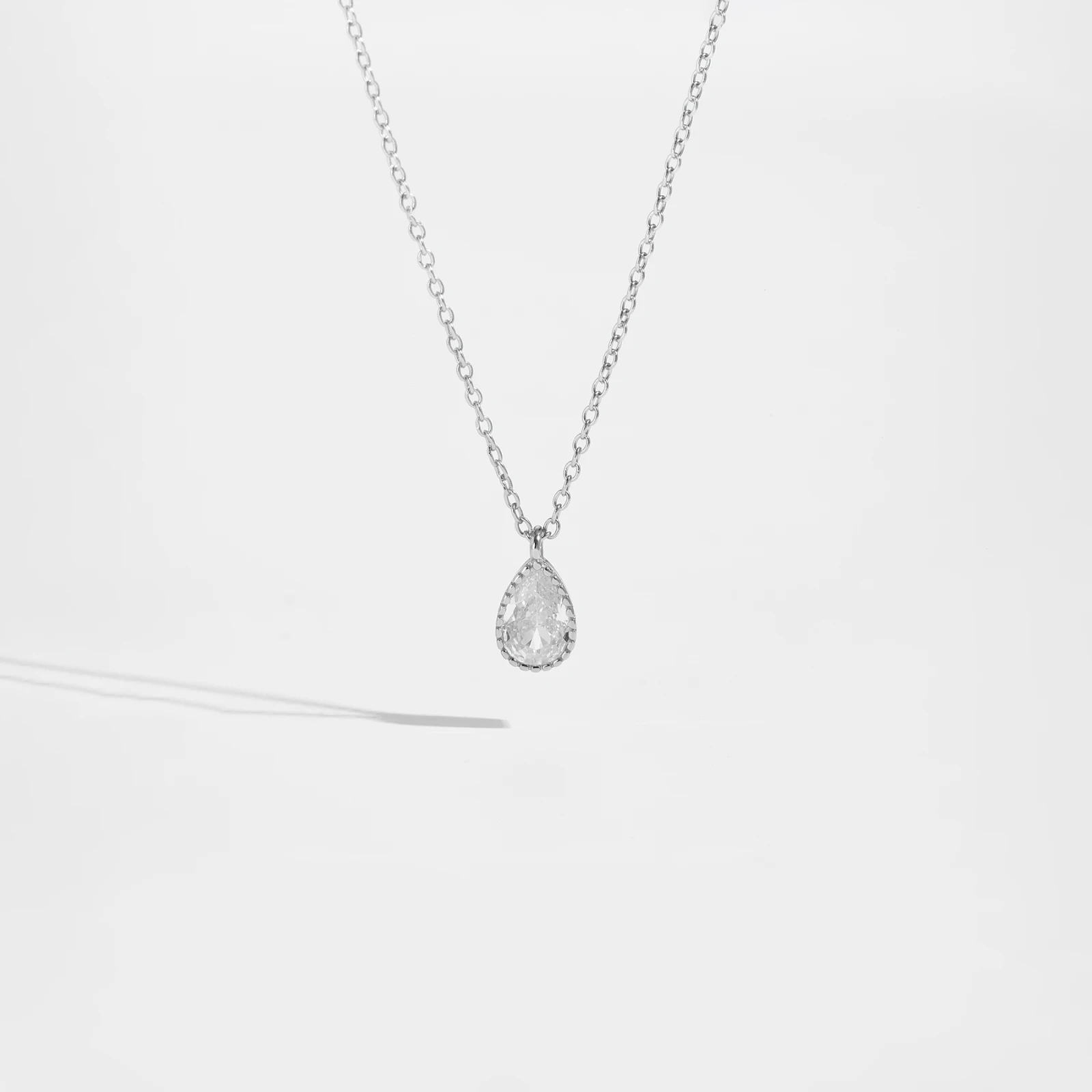 ANDYWEN 925 Sterling Silver Gold Ovals Wisiorek Naszyjnik 4 * 6mm Luksusowy wisiorek ZIrcon CZ Charm Wisiorek 40cm Łańcuch Naszyjnik Biżuteria Prezent — zdjęcie 3