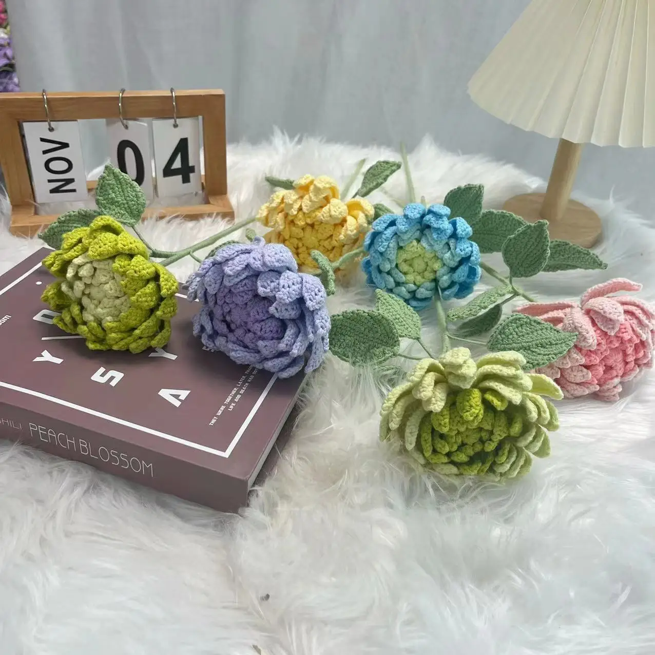 Dahlia Finished Products Handmade Bouquet Home Decor Hook Weaving Gift for Girlfriend Simulation Knitted Flowers