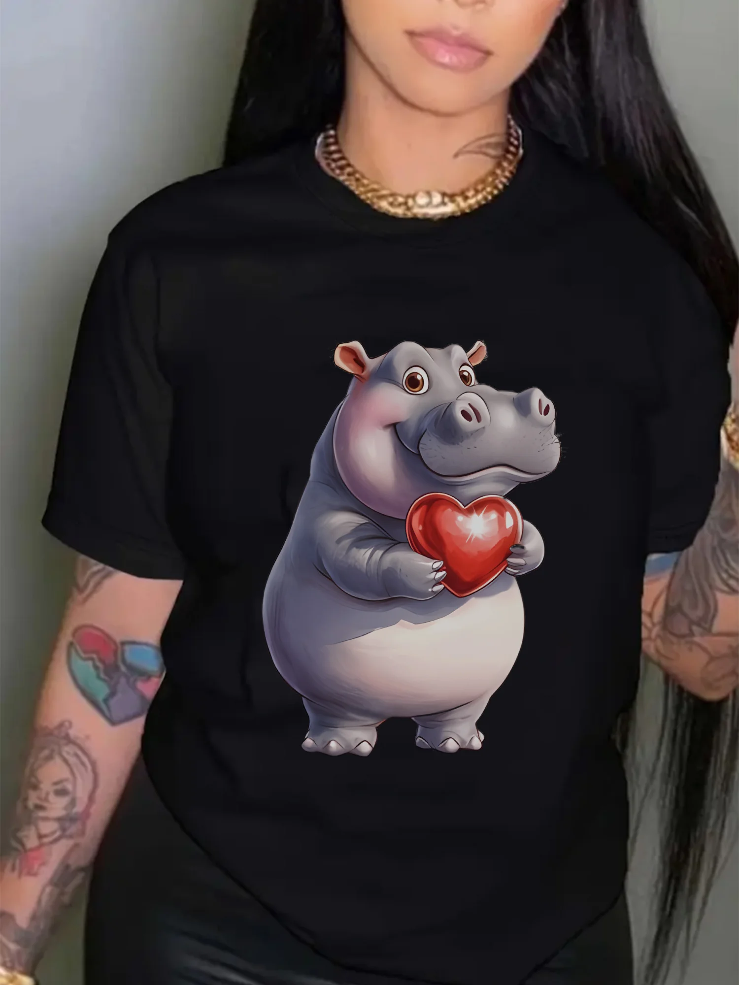 Cute Hippo Holding Red Heart T Shirt Women Short Sleeve Casual Top Lovely Animal Print Comfort Soft Fabric for Everyday Wear