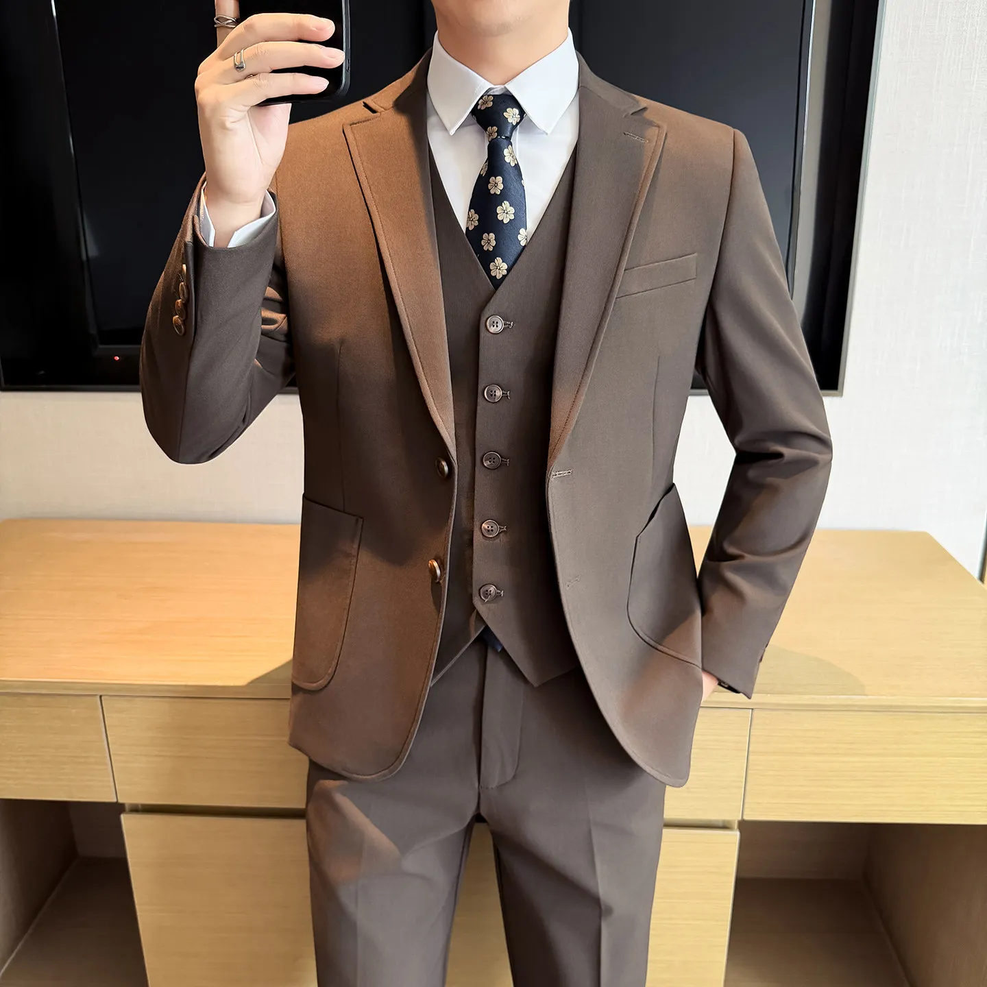 High-Quality Fashionable Men's Wool Suit Three-Piece Set Stylish Versatile Casual Businesswear New Trendy Clothing