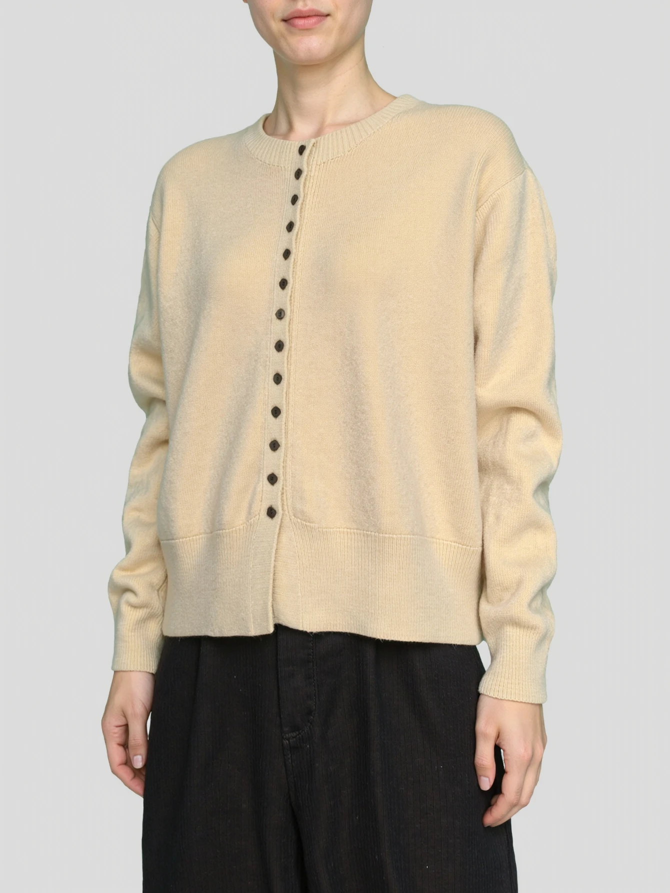 

Women's Solid Color Round Neck Front Button Long Sleeve Knitted Cardigan Sweater, Plain Top, Elegant and Timeless Cardigan for Commuting and Daily Wear