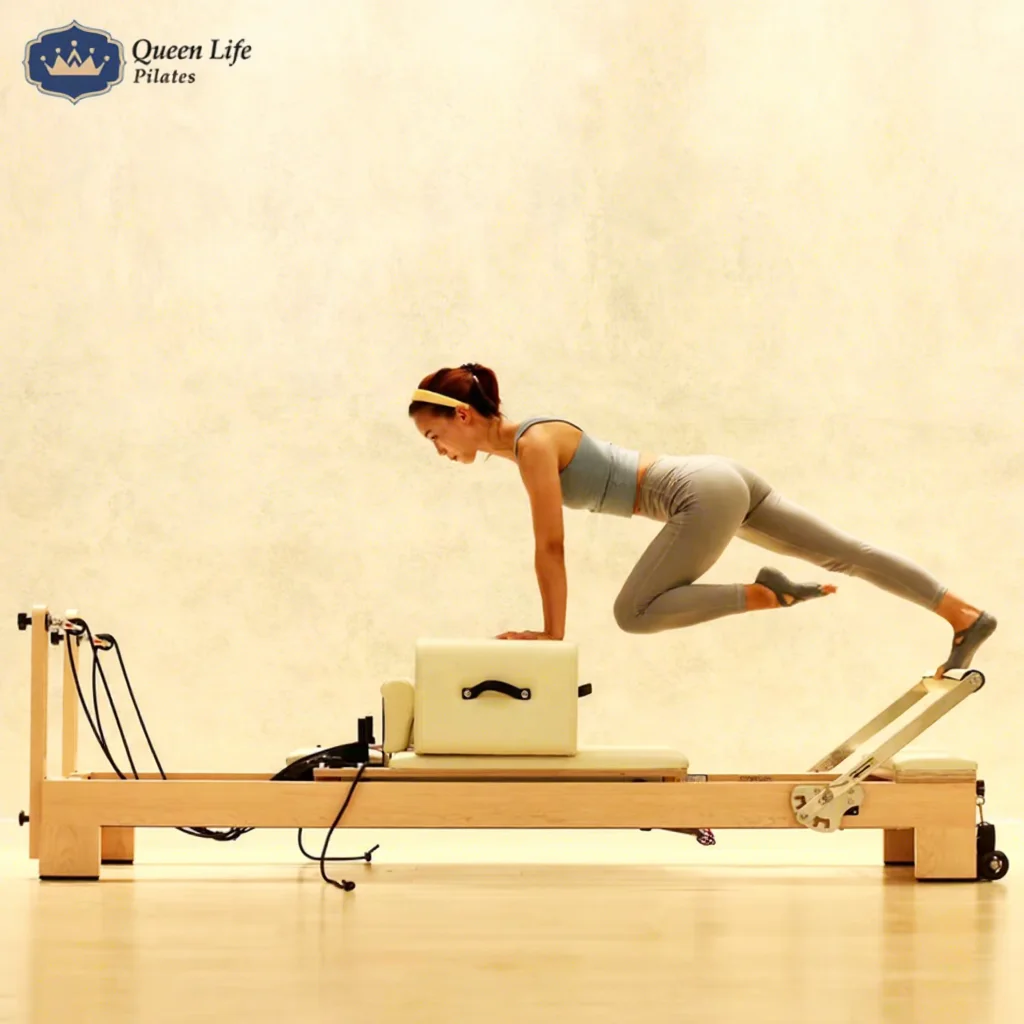 2026 Reformer Pilates Wooden Workout Equipment Balance Training Korean Pilates Instruments Digital Machine for Women