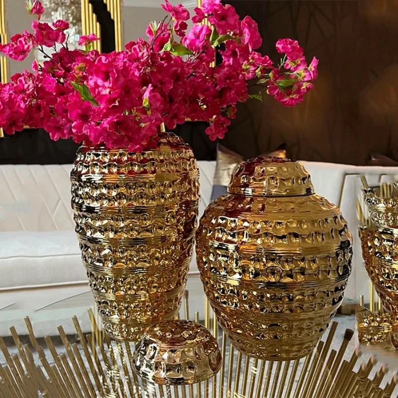 

European light luxury gold silver ceramic general jar home living room entrance hotel covered vase ornament