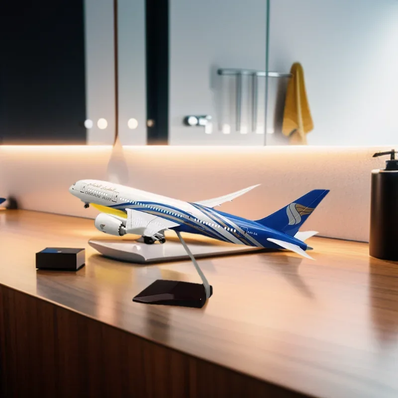 Resin Plane Model Diecast Plastic 47cm 1/130 Scale Airplane 787 B787 Aircraft Oman Air Airline Model Plane Home Decor Collection