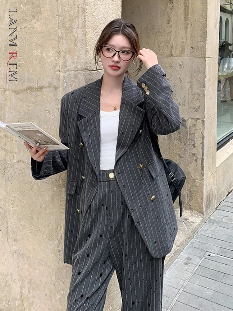 LANMREM Casual Hollow Out Two-piece Set Women\'s Notched Double Breasted Blazer With Wide Leg Pants 2024 Autumn New 2Z2595