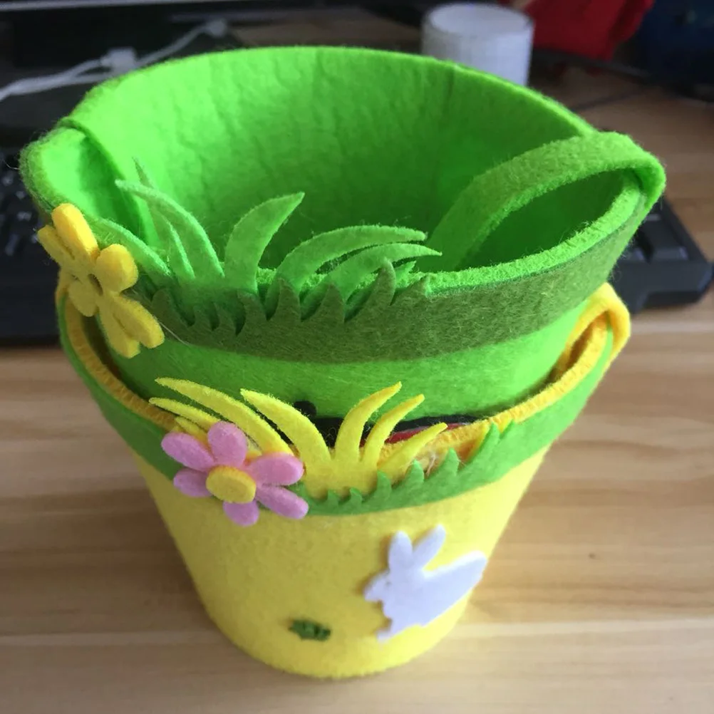 

Easter Candy Bag Non-Woven Fabric Ladybird Basket Bright Color Portable for Egg Hunt Treats Favors Goodie Bags