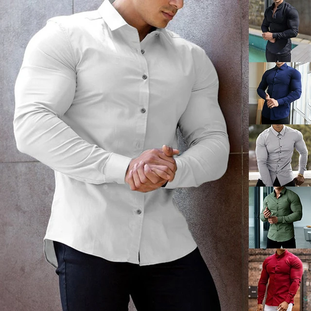 Hombres fashion con camisas apretadas