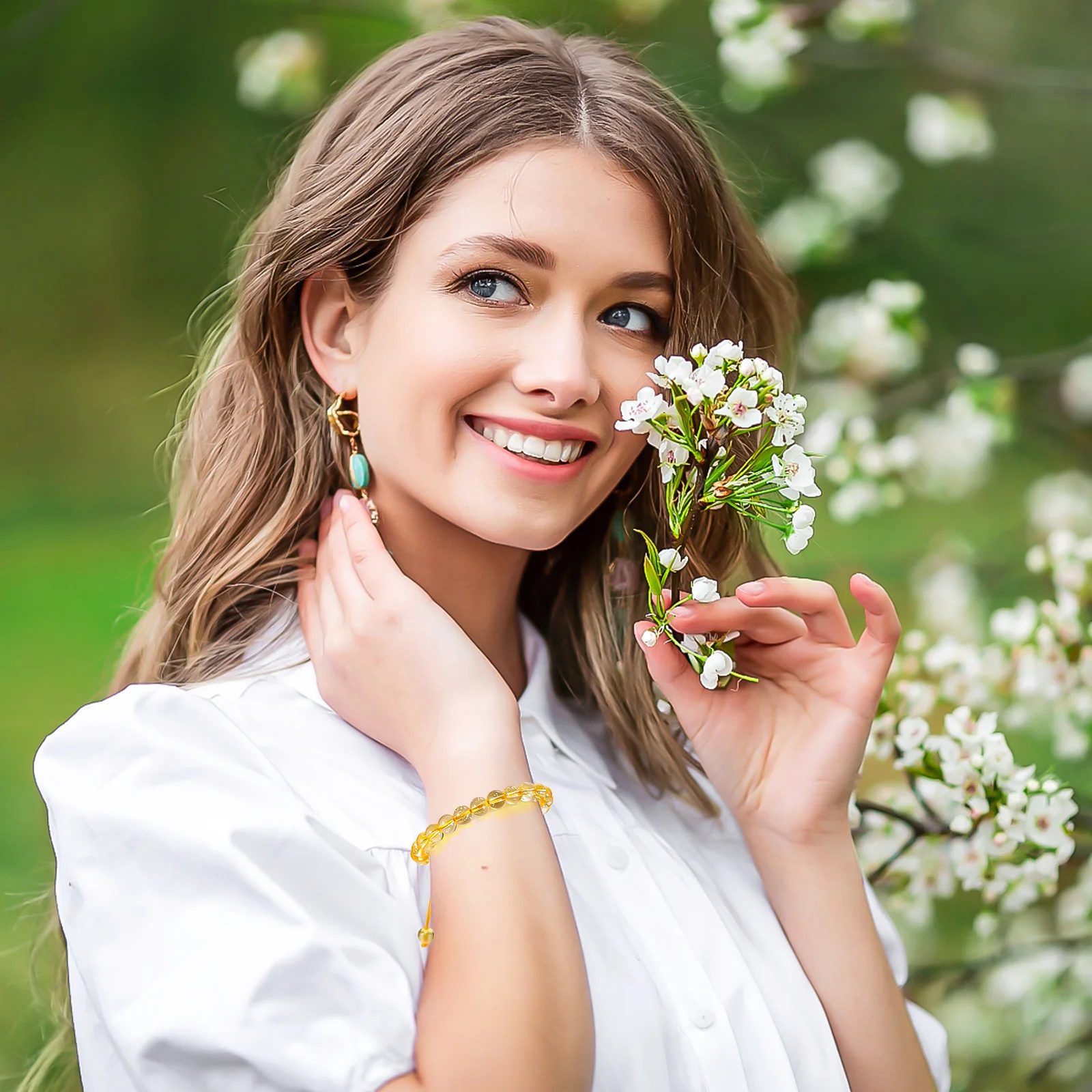 

2Pcs Natural Citrine Bracelet Adjustable Beaded Bracelet for Women Girls Teens Fashion Wrist Jewelry Gemstone Bracelets