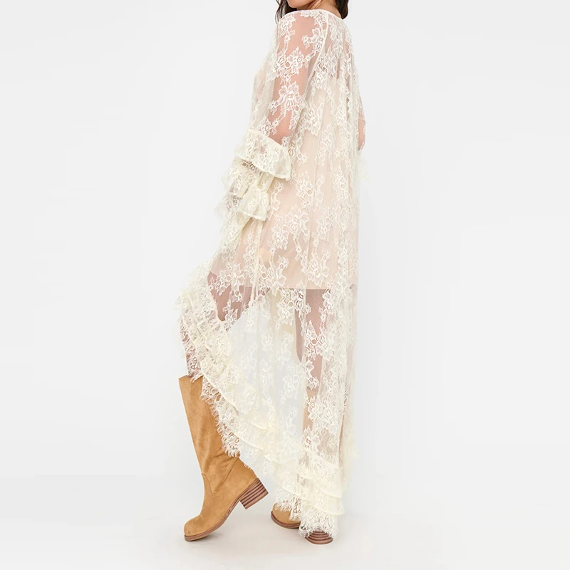 Elegantes Strandkleid mit O-Ausschnitt und Rüschen, modische Spitzenstickerei, asymmetrisches Kleid, elegantes Langarm-Damenkleid mit transparentem Überzug