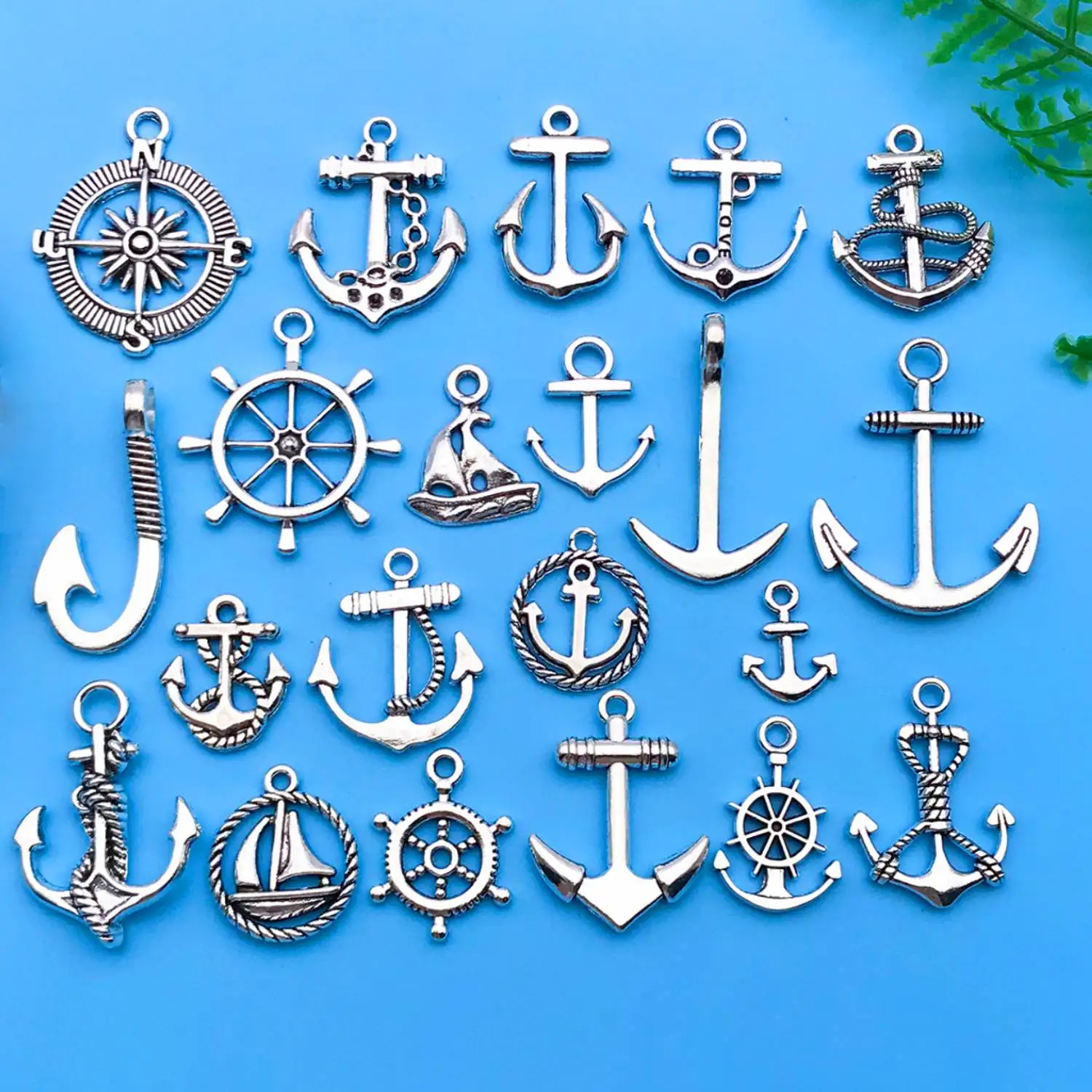 Mix 20 sztuk/paczka stop cynkowy antyczny srebrzysty statek kotwica w kształcie Charms wisiorki dla DIY naszyjnik bransoletka kolczyki biżuteria Handmade