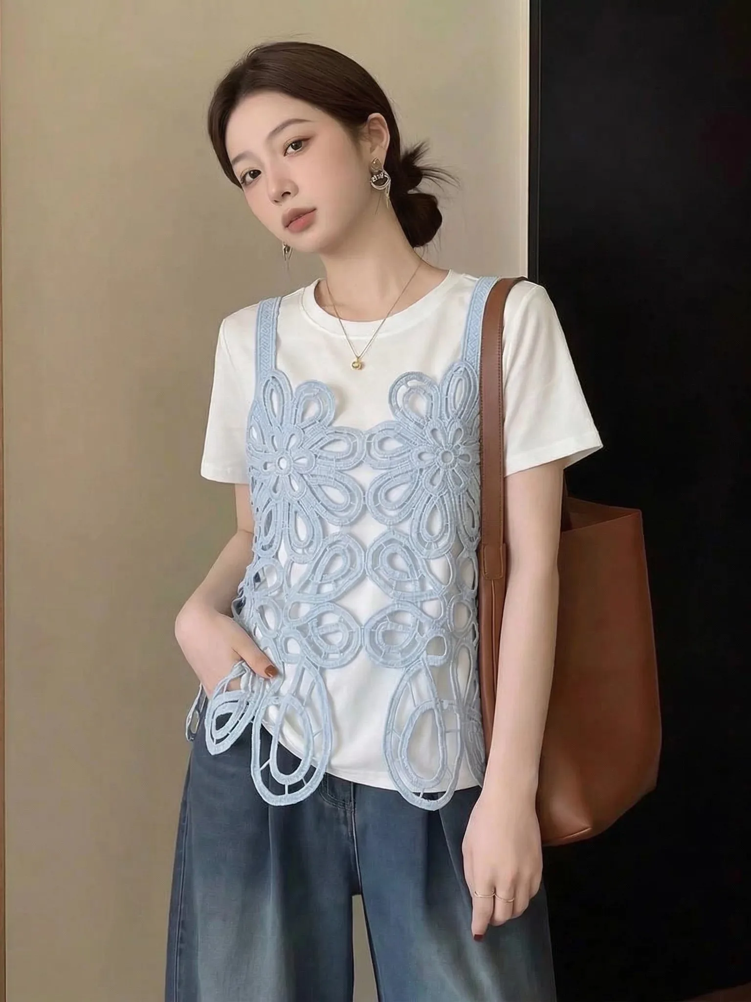 

plus Size Light Blue Hollow out Vest Women's Summer New Style Outerwear Sleeveless Top Layering Clothes round Neck Design