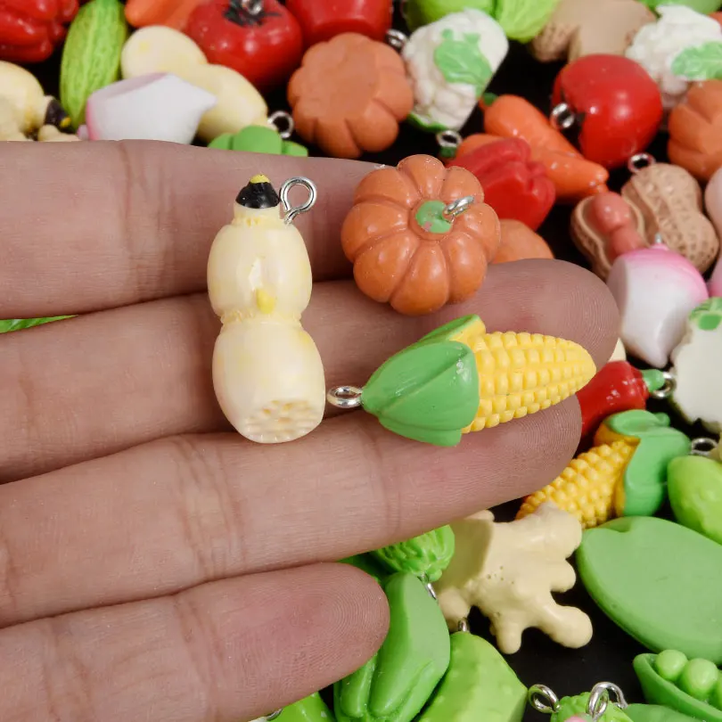 10/20/30pcs/lot Multi-color Resin Fruit Vegetable Random Mixed Pendants Apple Pumpkin Orange Carrot Peanut Jewelry Making Crafts