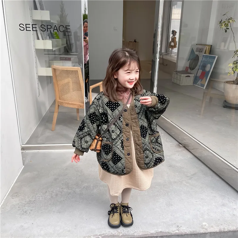 Children Clothing 2022 Autumn Winter New Fashionable Korean Style Girls Vintage Striped Velvet Full Print Jacket Cotton Jacket