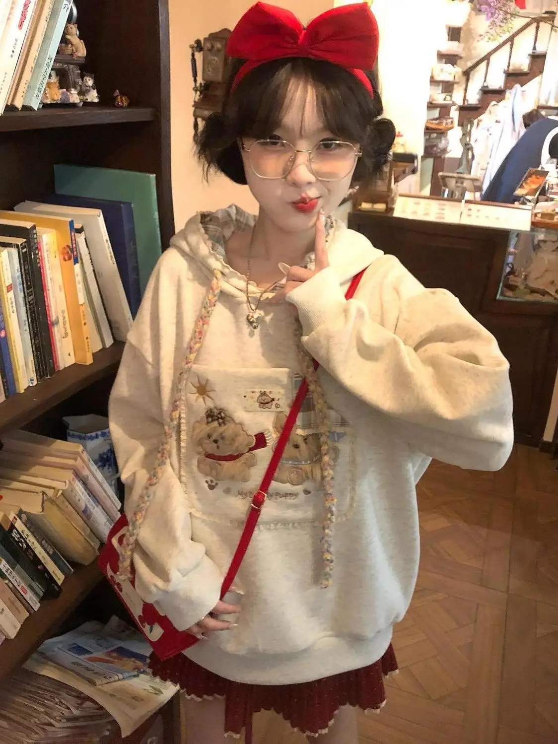 

2026 Y2k Sweatshirts Coats Women Casual Hooded Japanese Kawaii Cartoon Embroidery Hoodies Women Cartoon Cute Pocket Loose