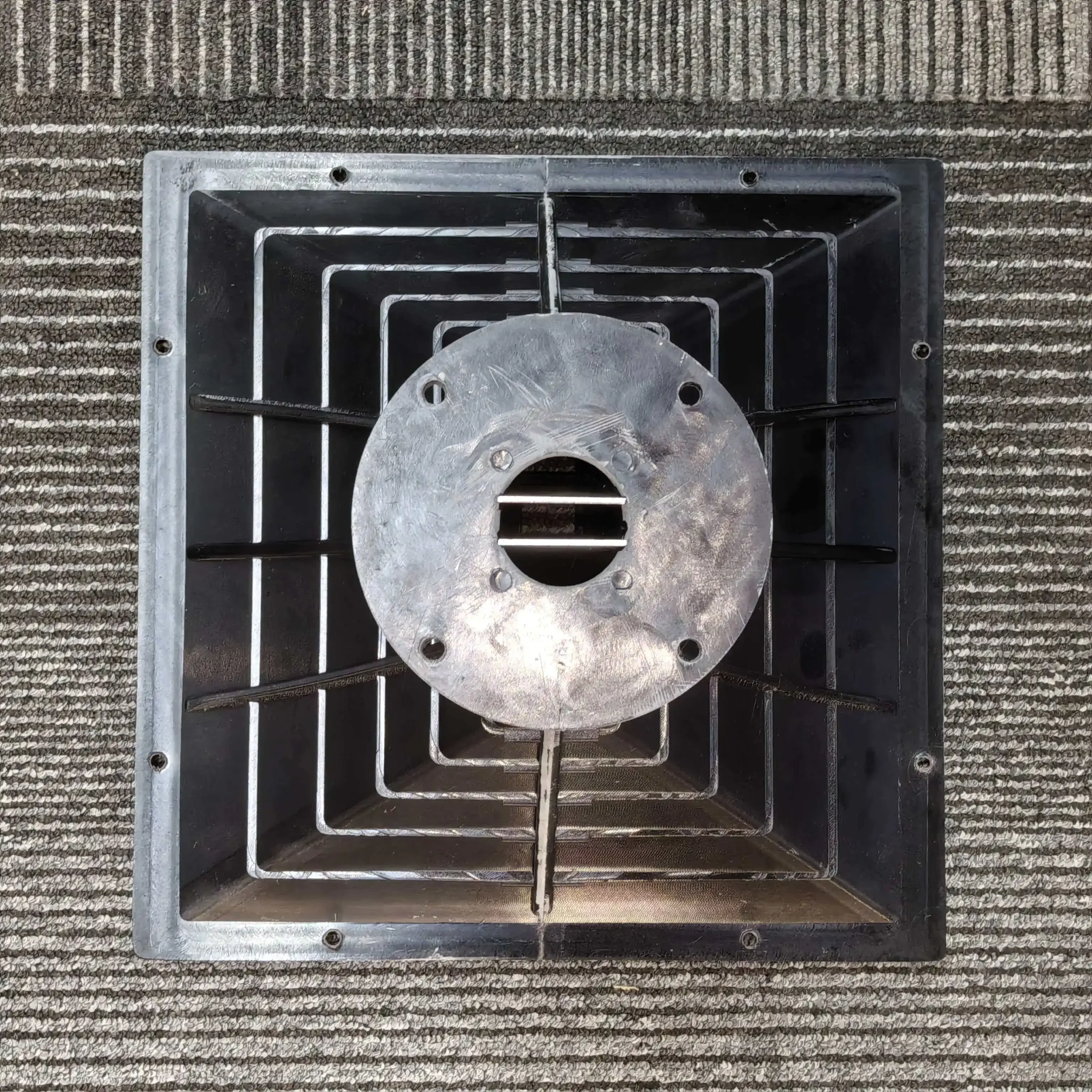 MW Audio 1,4" Fiberglas-Horn 304x304x242mm, 75 ° x50 ° Wellenleiter mit konstanter Richtwirkung, zum Anschrauben für Profi-Lautsprecher – Detail 7
