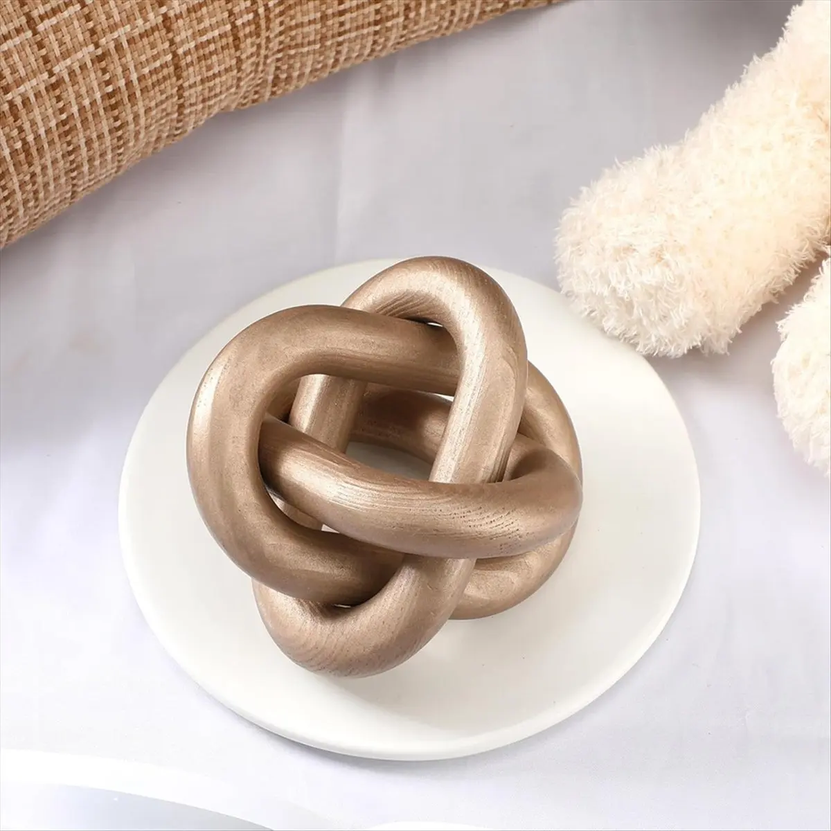 

MALL 3 Link Wood Knot Decor - Hand Carved Coffee Table Decoration,Rustic Objects for Home,Living Room Bedroom(Champagne)
