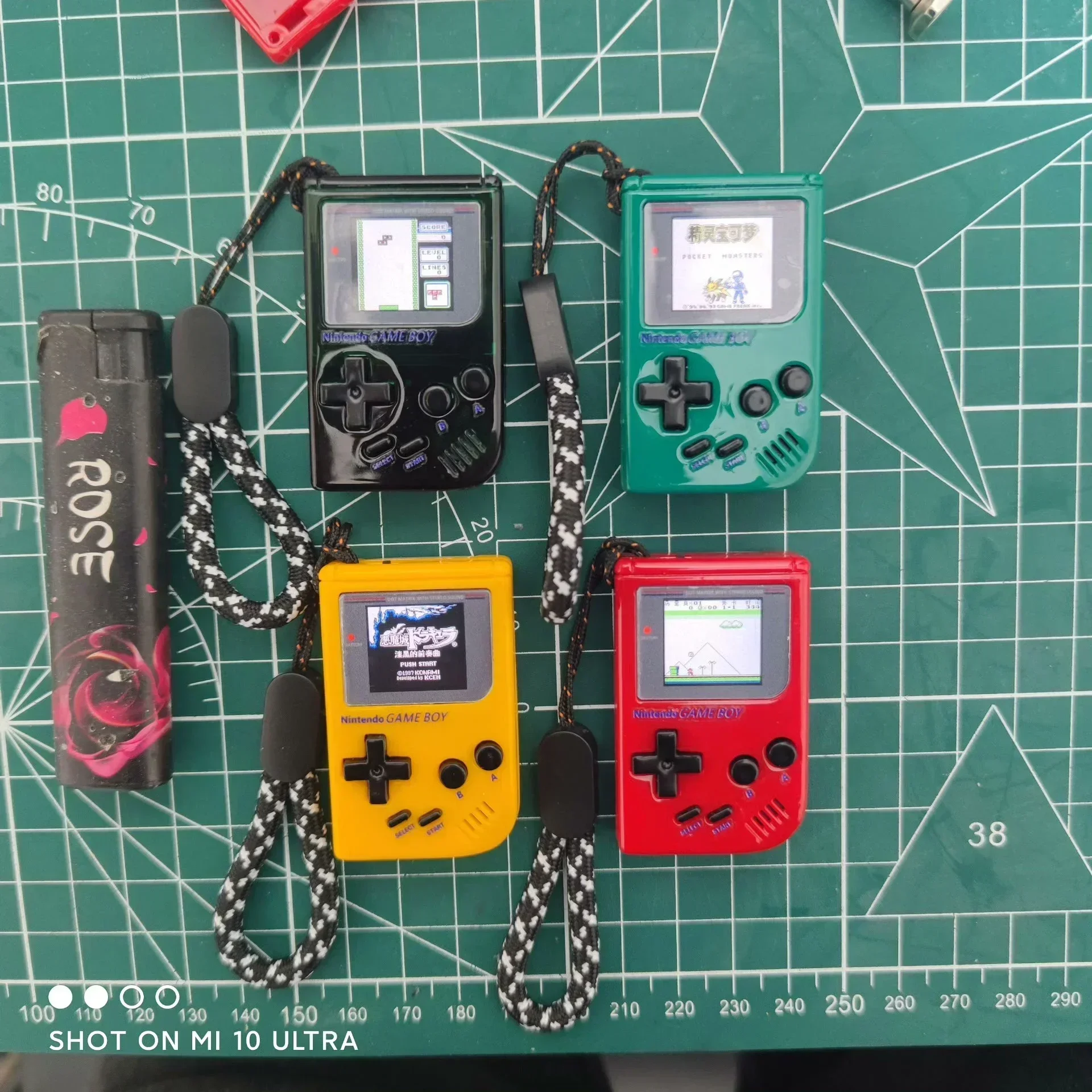 Mini GameBoy Handheld Game Console 160*144 Screen Resolution Portable Mini GB Custom Game Console TF Card 100+Game Toys Gifts