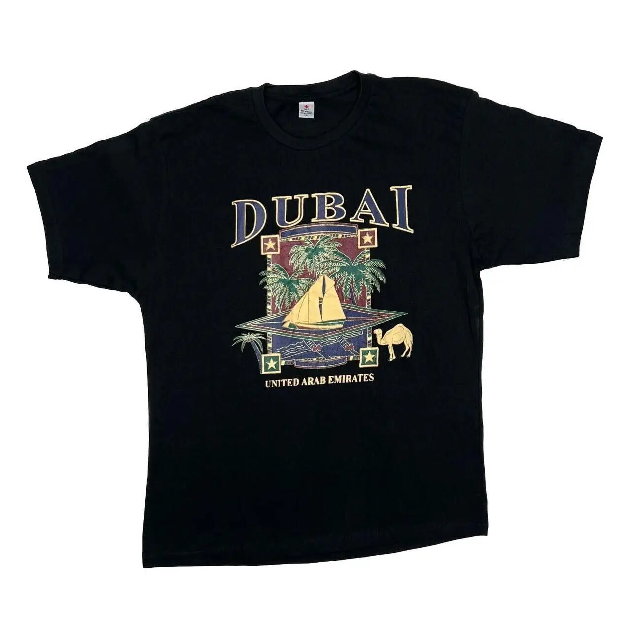 Early 00’s DUBAI “United Arab Emirates” Souvenir Spellout Graphic T-Shirt Large