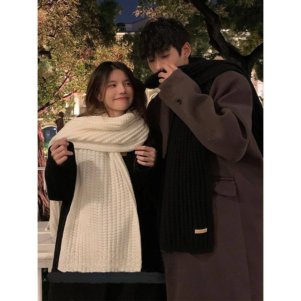厚みのある暖かいニットスカーフユニセックス冬のファッション韓国スタイルカップルマッチングスカーフ男性と女性のための多用途のウールショール