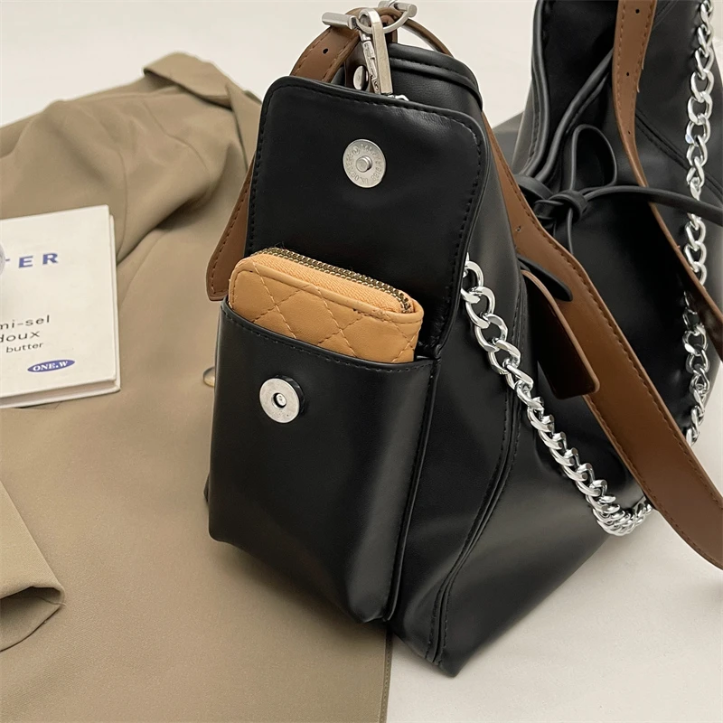 حقيبة ماسنجر كلاسيكية للنساء، حزام كتف من الجلد الطبيعي، تصميم أنيق من حقائب اليد المصممة الشهيرة