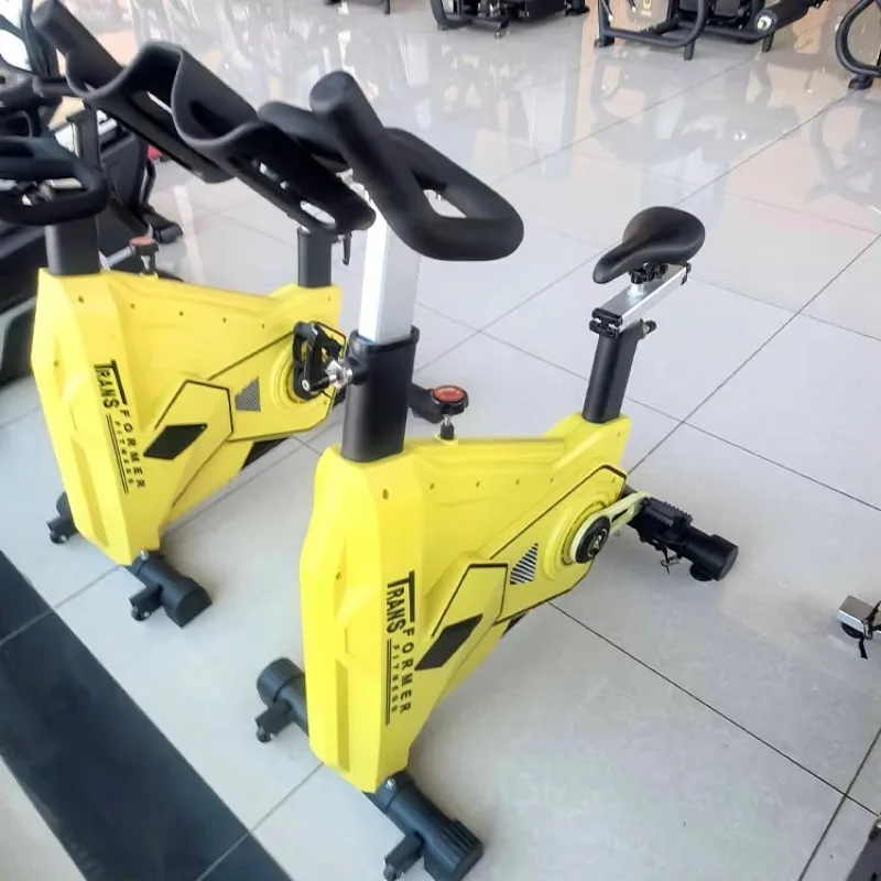 

Commercial Spinning Bike for Indoor Exercise - Durable Gym Equipment for Professional Cycling Training