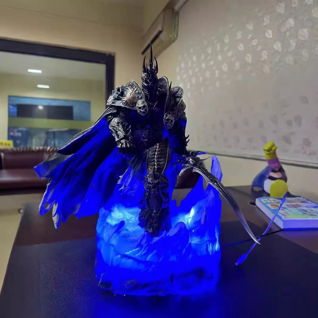 35cm World of Warcraft Anime Figure Arthas Lich King Ornament Base Can Illuminate Periphery Action Figure Collection Gift Toys