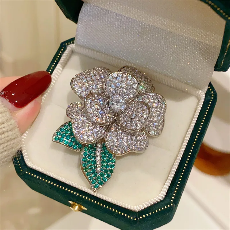 CC Suit Pins Brooch Full of Zirconia Stereoscopic Camellia Micro Inlaid Cardigan Shawl Buckles French Style Corsage Jewelry B246