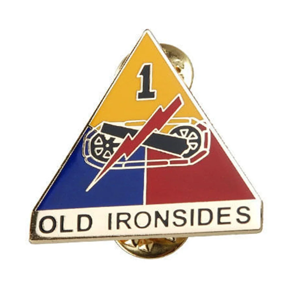 

US ARMY 1ST ARMORED DIVISION OLD IRONSIDES METAL BADGE PIN COCKADE