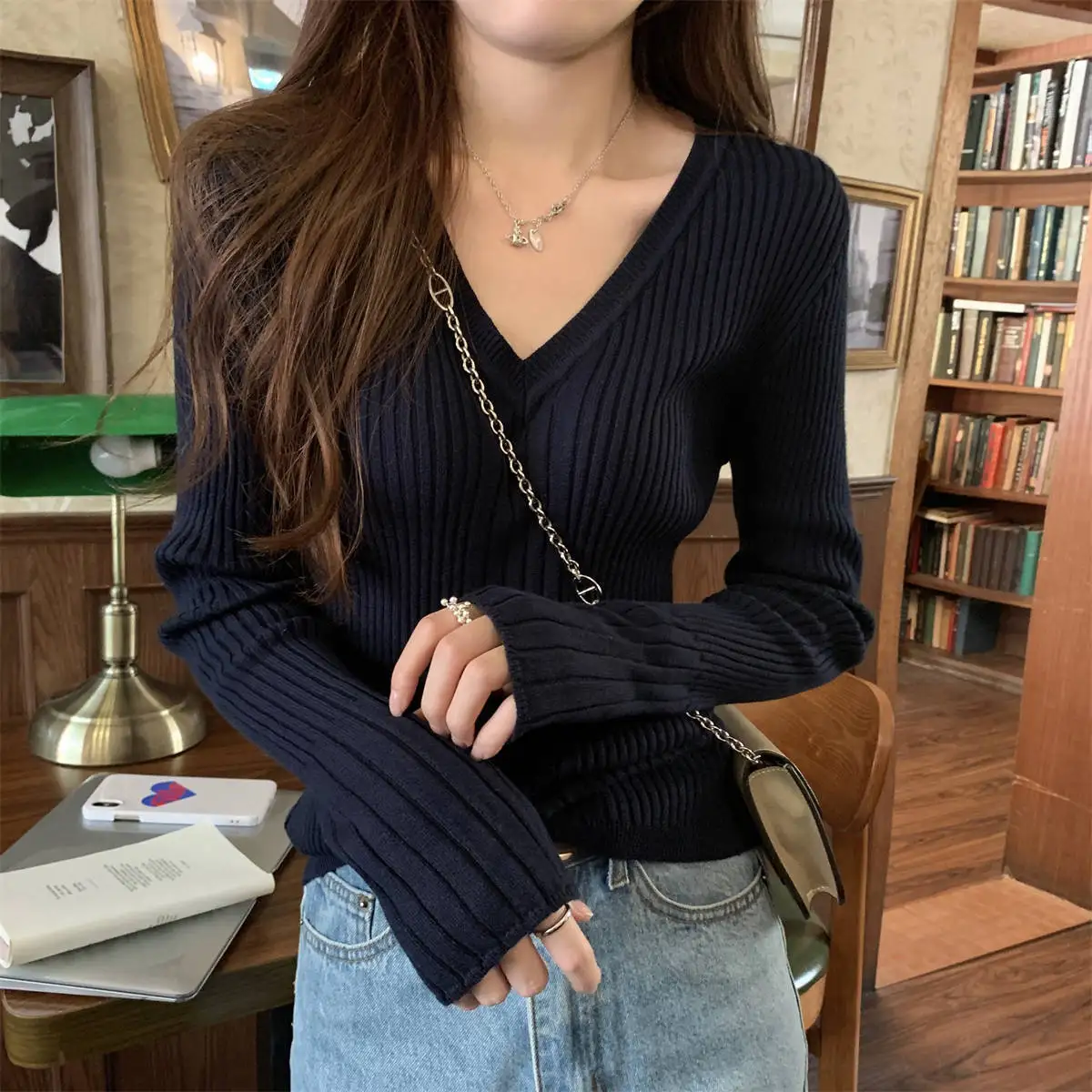 Haut en tricot côtelé pour femmes, Sexy, pur désir, col en v, Slim, ajusté, manches longues, pull court, nouvelle collection automne 2026 |   Superposition de style américain P