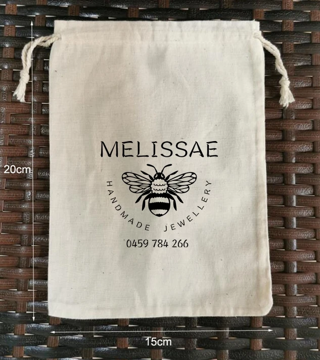 

100 Pieces 15x20cm Natural Cotton Bags Drawstring Gift Pouches Screen Printed With Black Logo Customised Logo