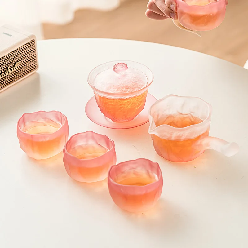 Glass Kung Fu Tea Set Gradient Pink Covered Bowl Tea Cup Non-Hot Frosted Tea Brewing Set view 2