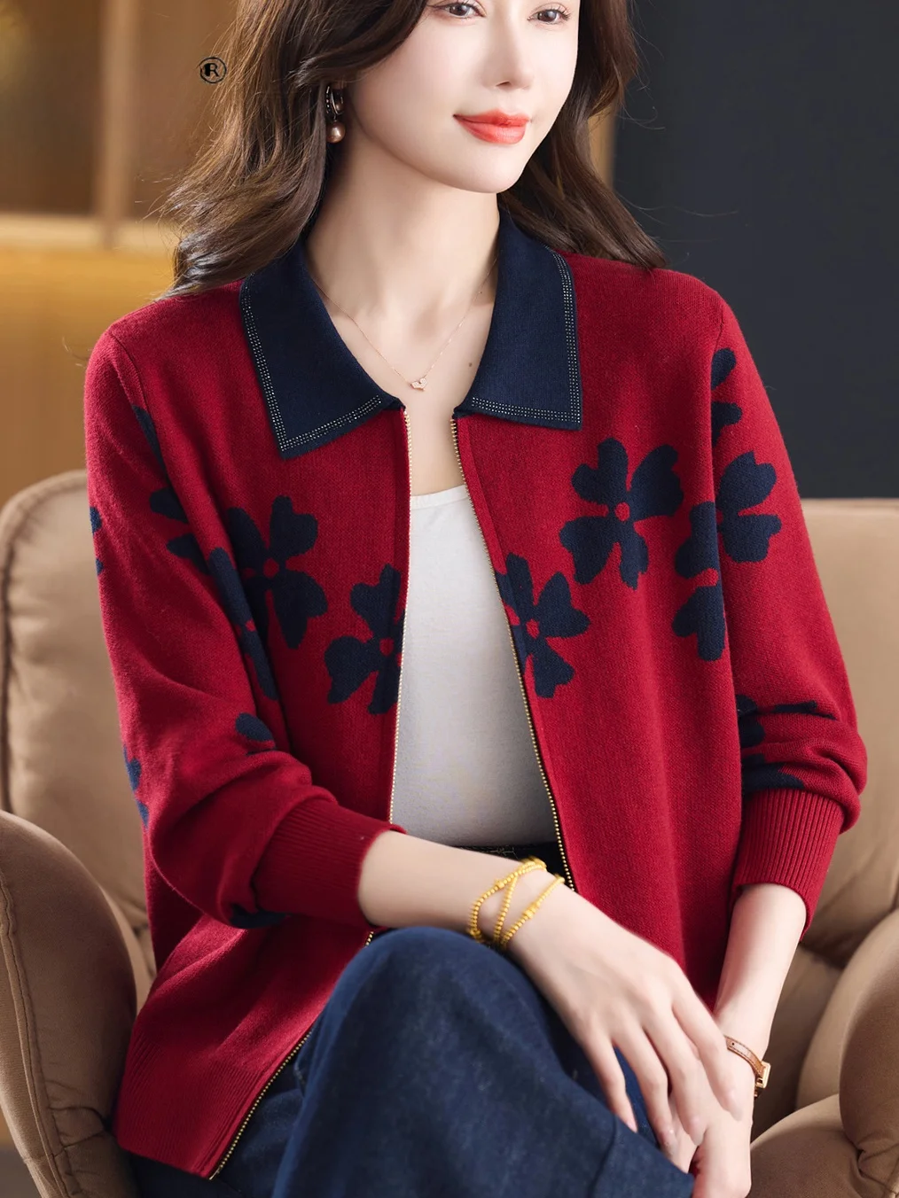 

Fashionable Knitted Zipper Cardigan for Middle-Aged And Elderly Women Loose Fit Belly Covering Large Size Mommy Style Sweater