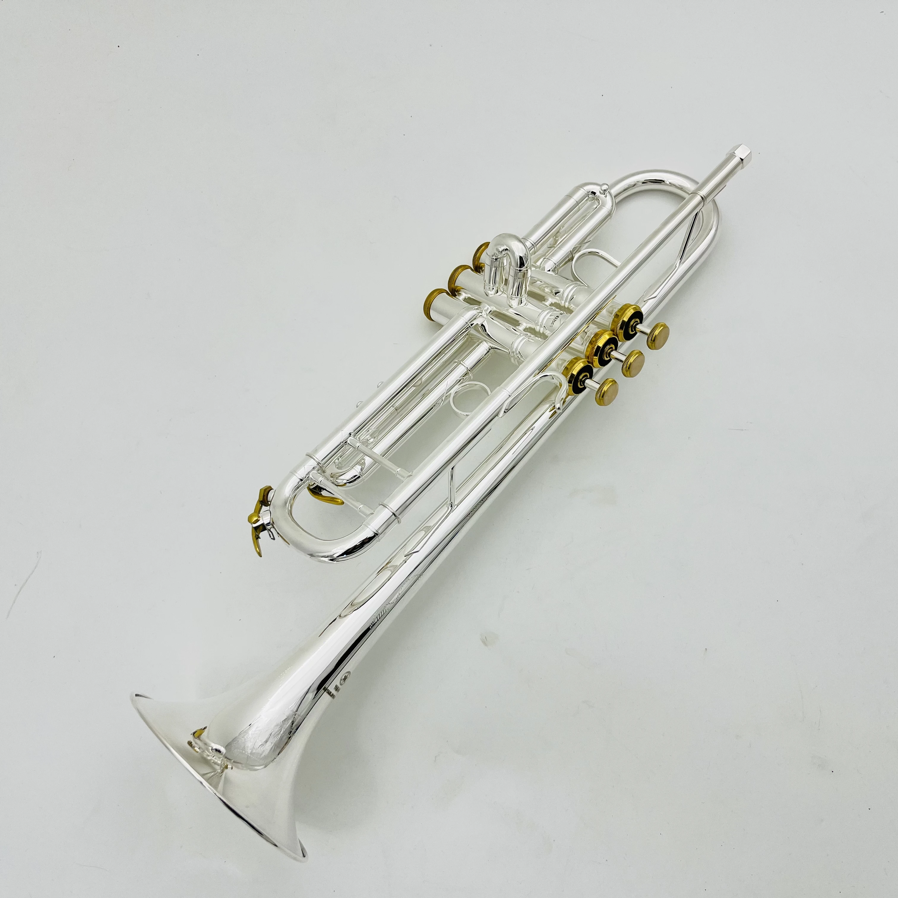 New Arrival YTR-8335GS Trumpet Bb Tune Brass Keys Sliver Plated Professional Brass Instrument With Case