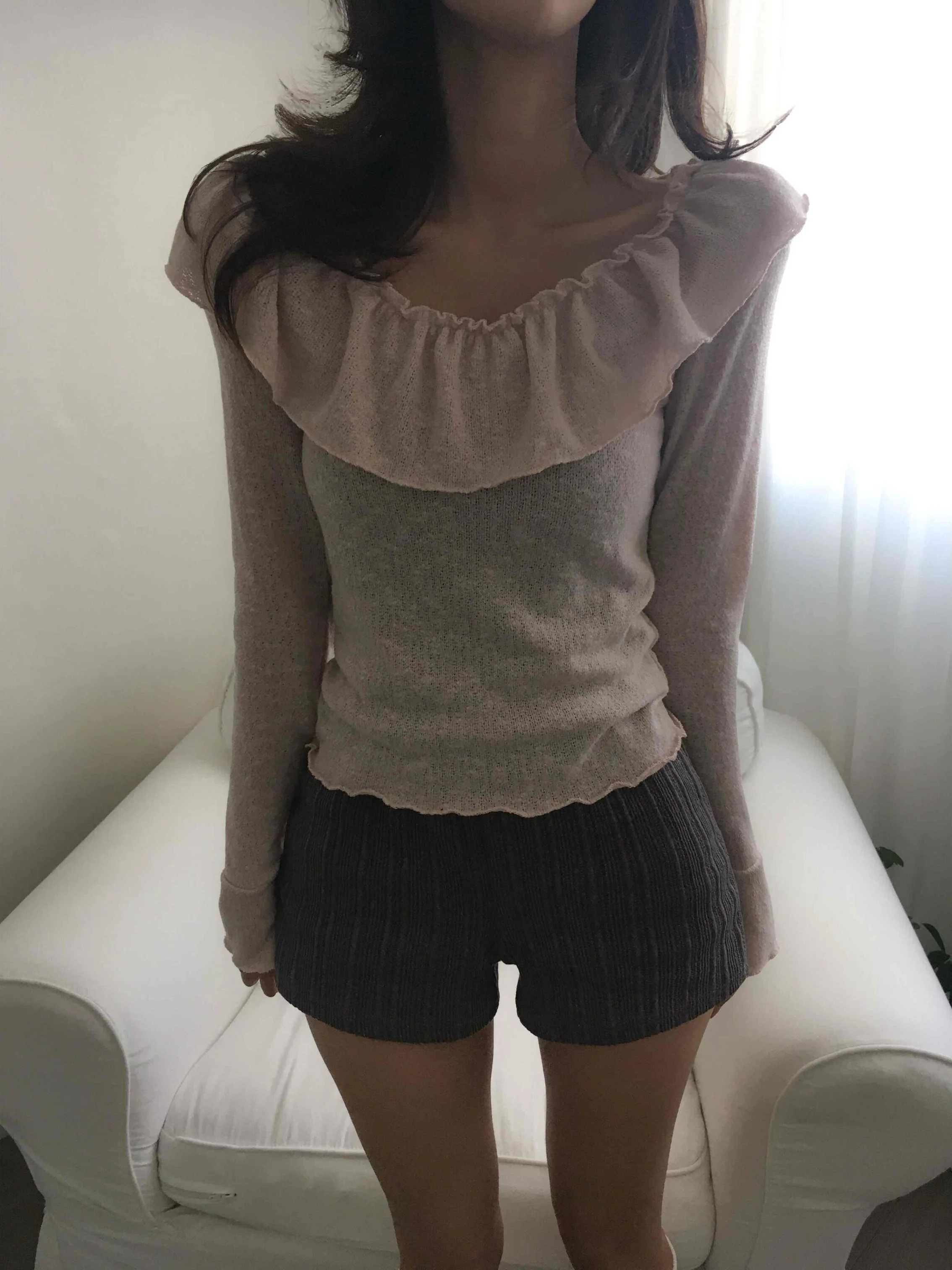 Sweet Pure Desire Lace Trim Shoulder Bared Long Sleeve T Shirt Women's Thin Style White Top for Autumn Slimming Elegant