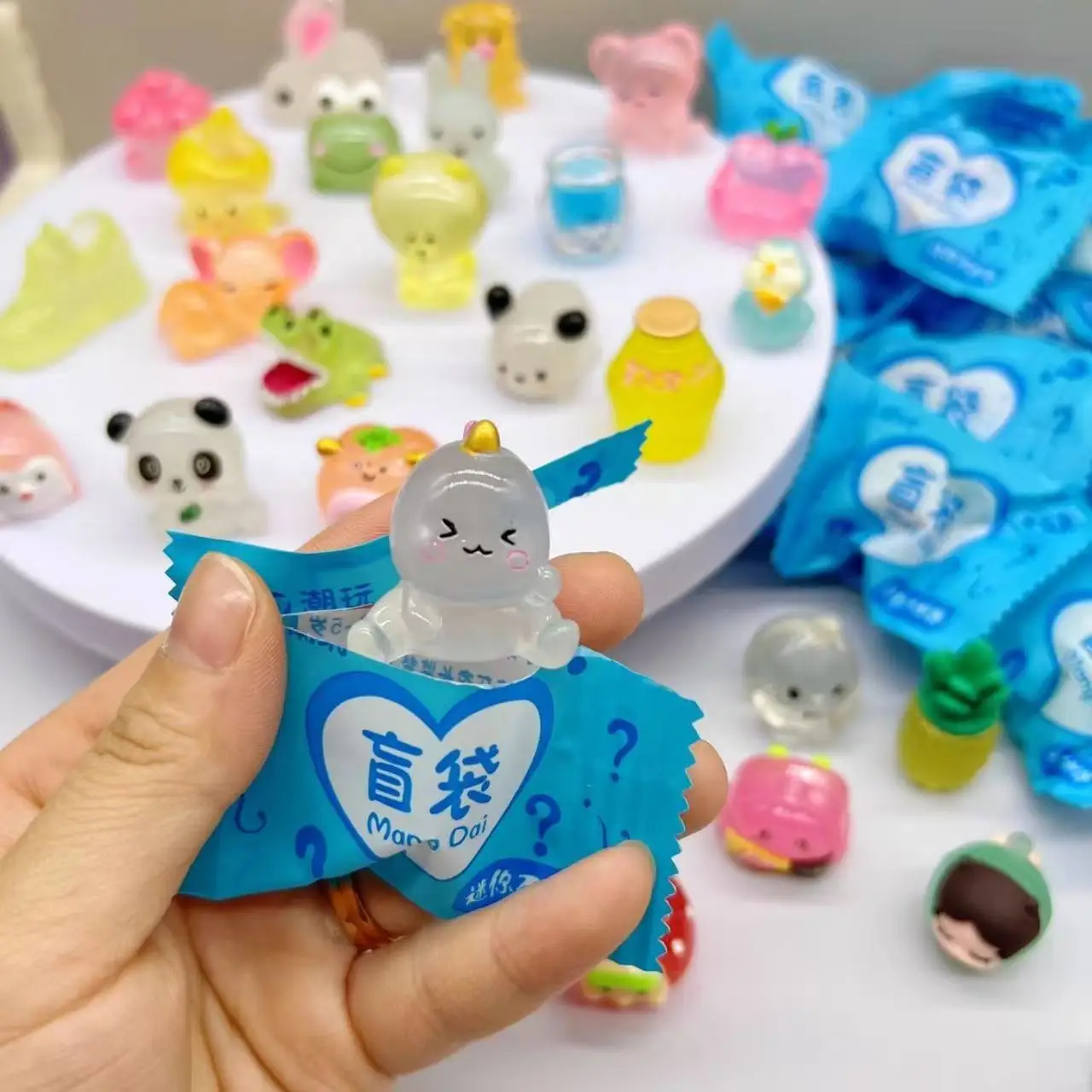 10-30-50 Stück Mini-Tier-Überraschungs-Blindbags Niedliche Leuchtende Tiere in Verschiedenen Farben Blind-Box-Spielzeug für Kinder Geburtstagsgeschenk – Detail 2