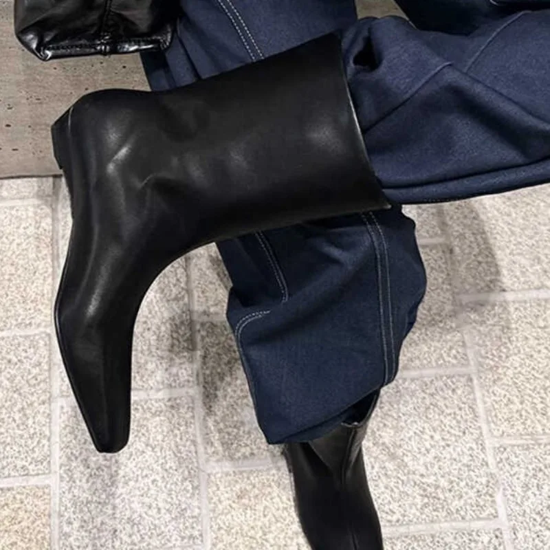 

Flats Women Elegant Short Boots 2025 Designer Fashion Woman Shoes Winter Chelsea Ankle Boots New Dress Party Zapatillas De Mujer