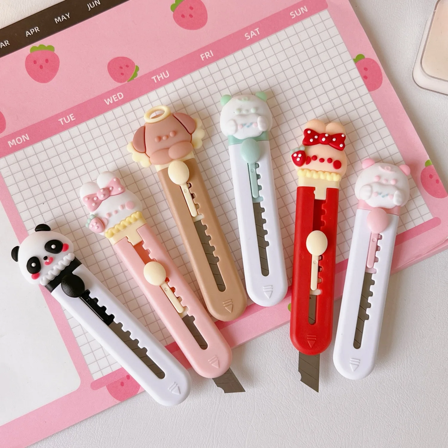 Mini Cartoon Small Art Knife Convenient DIY Handmade Paper Cutting Knife Unwrapping Express Package Small Knife