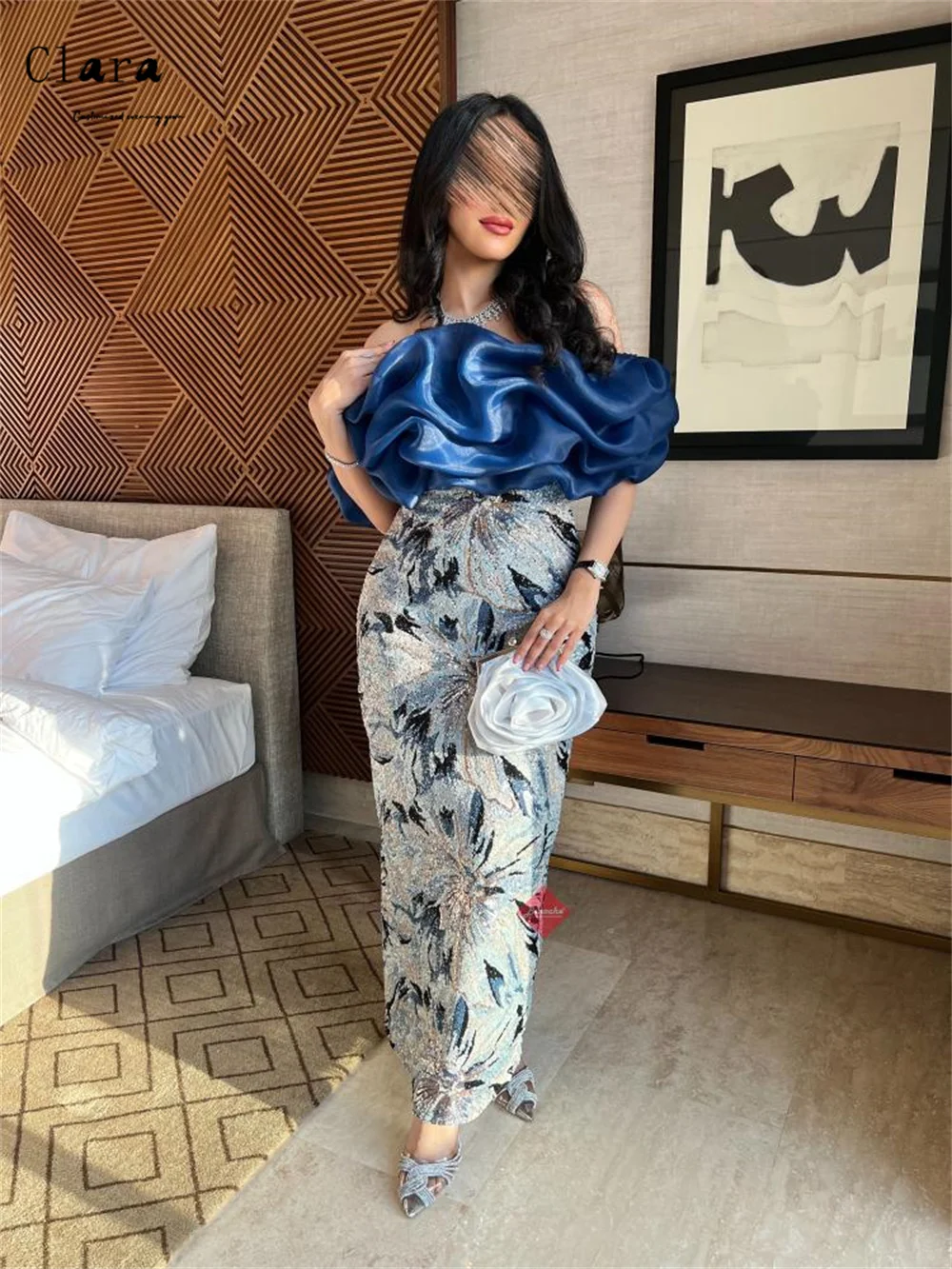 Sukienki Clara Custom Flower Fishtail z kontrastowymi kolorami, z odkrytymi ramionami, eleganckie sukienki na przyjęcia, sukienki wieczorowe 2025 dla kobiet na przyjęcia, wesela, studniówki.