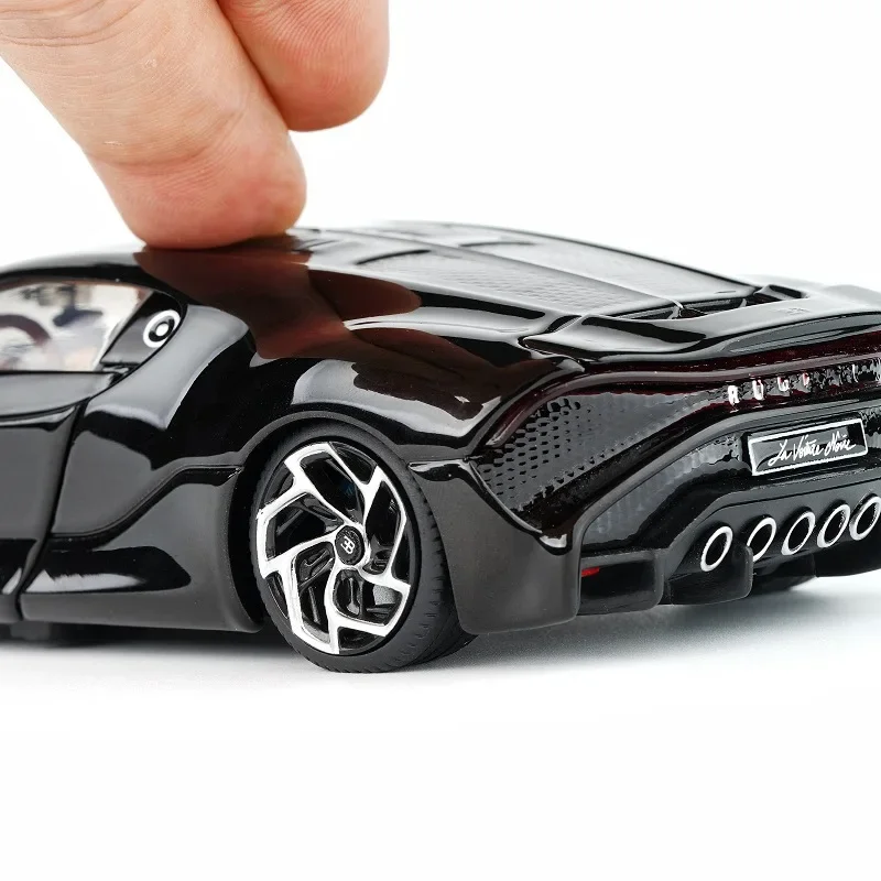 New 1:32 Bugatti La Voiture Noire Diecasts & Toy Vehicles Metal Car Model Shock absorber Sound Light Collection Car Toys Gift