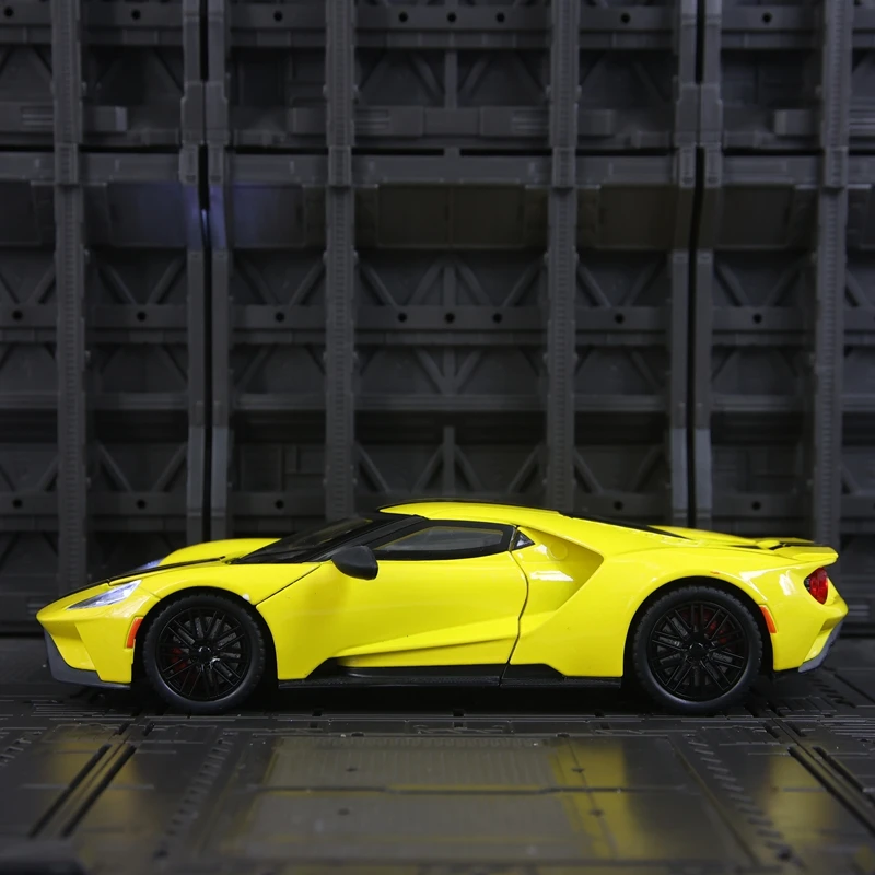 Simulación 1:24, modelo de supercoche de aleación Ford GT, puertas y capó de motor, el maletero se puede abrir, piezas de columpio de retorno de luz y sonido