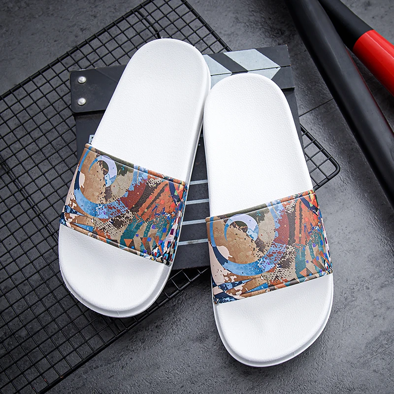 Couples casual oil painting wind slippers summer soft-sole non-slip outdoor beach shoes fashion men and women's walking sandals view 4